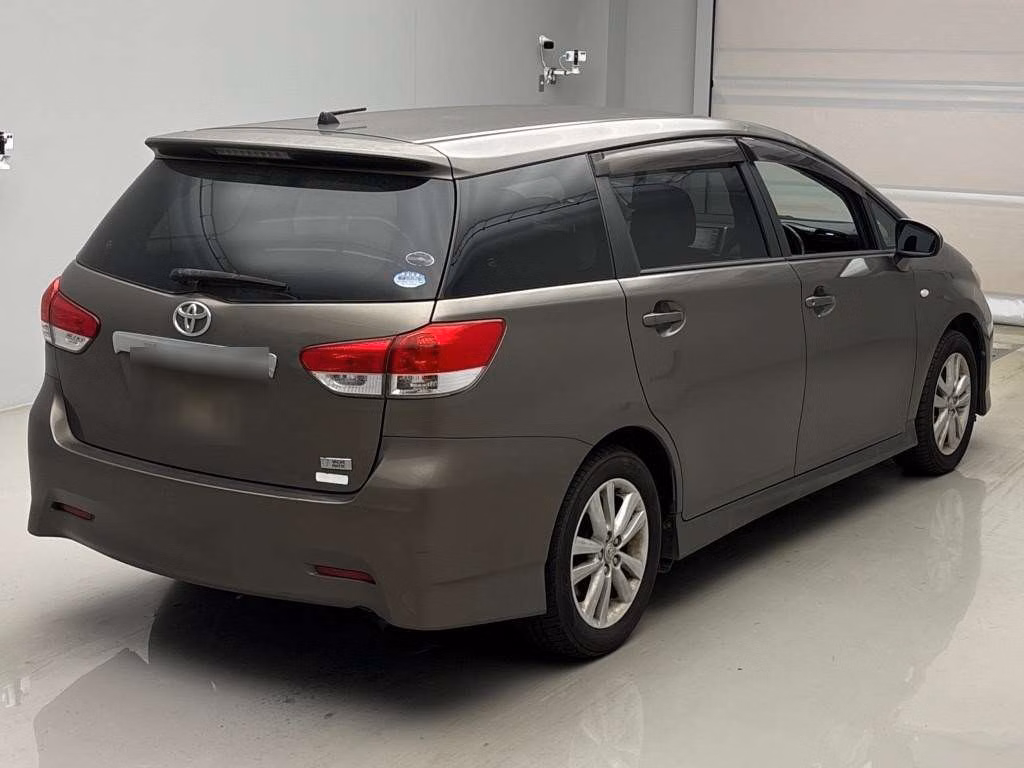 TOYOTA WISH