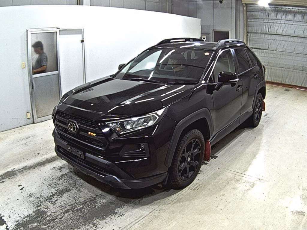 TOYOTA RAV4