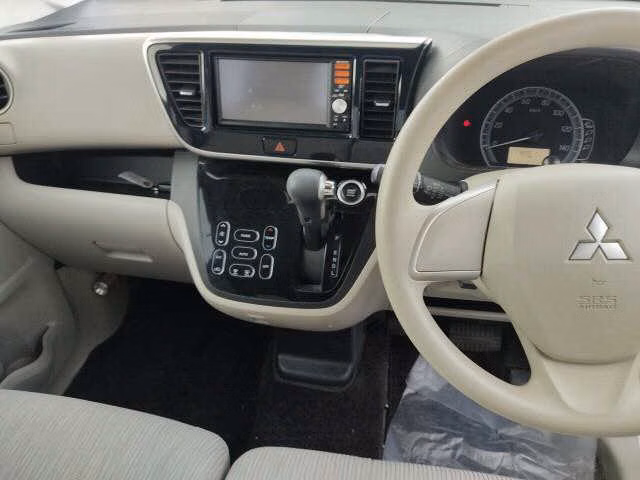 MITSUBISHI EK SPACE
