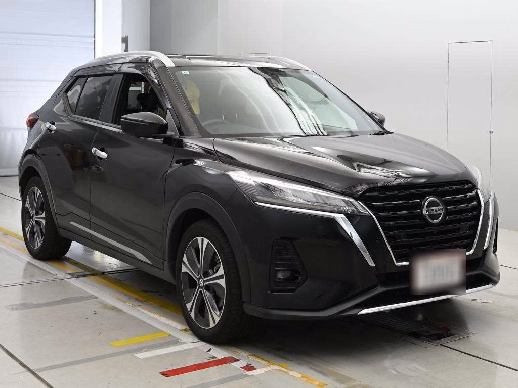 NISSAN KICKS