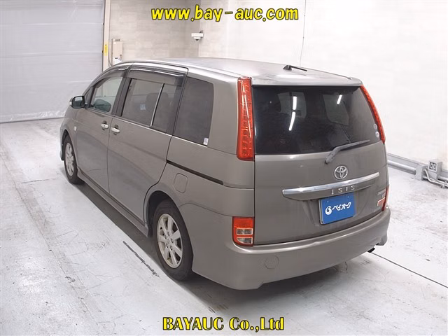 TOYOTA ISIS