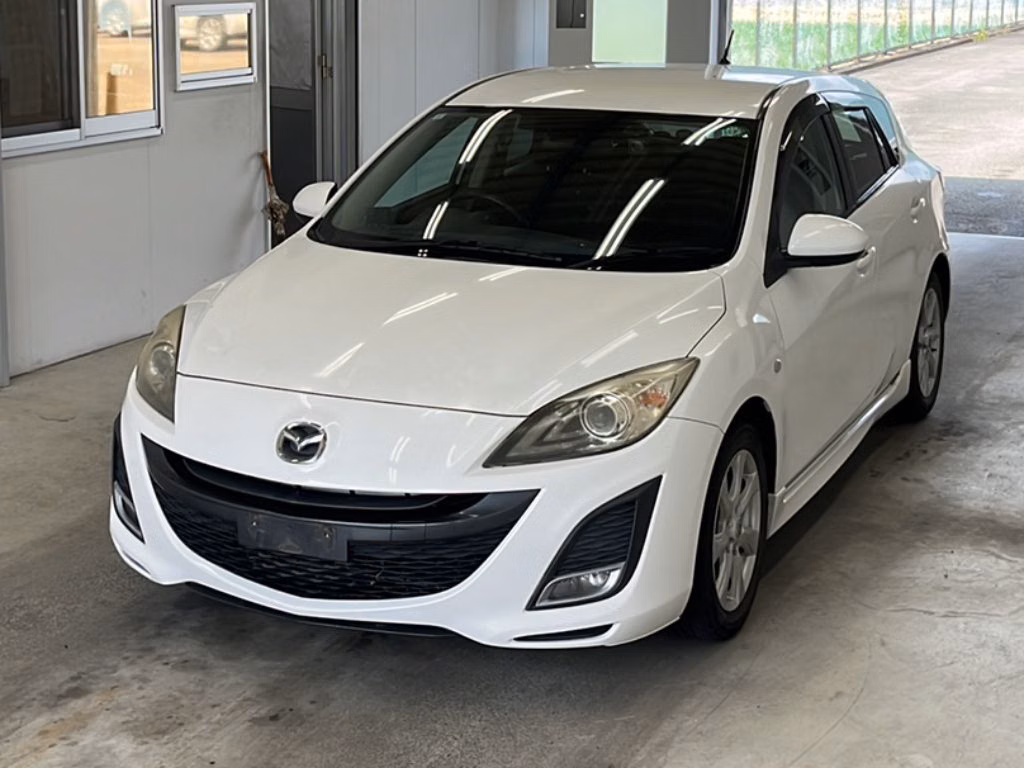 MAZDA AXELA