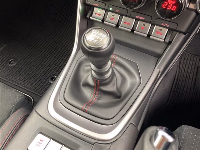 SUBARU BRZ