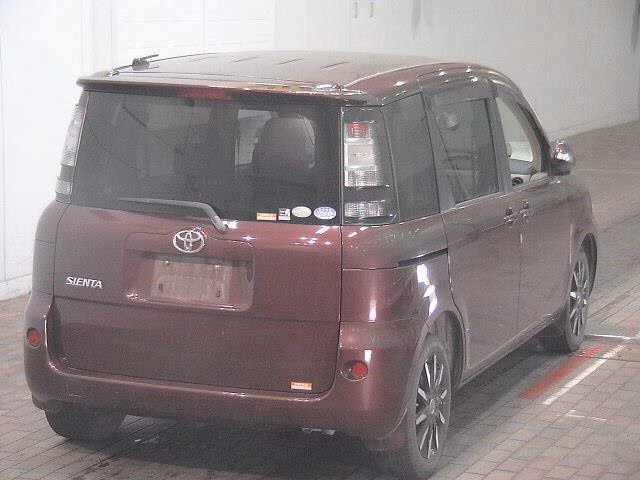TOYOTA SIENTA