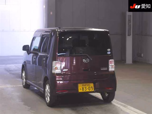 DAIHATSU MOVE CONTE