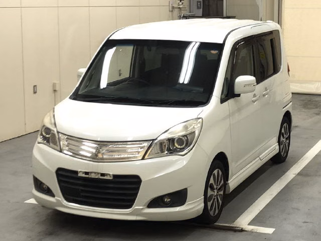 MITSUBISHI DELICA D:2