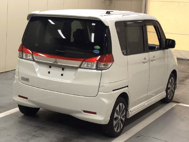 MITSUBISHI DELICA D:2