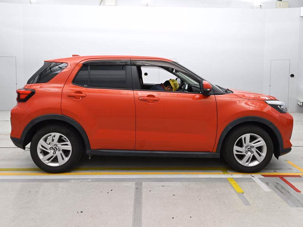 DAIHATSU ROCKY