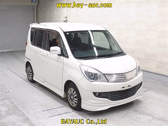 MITSUBISHI DELICA D:2