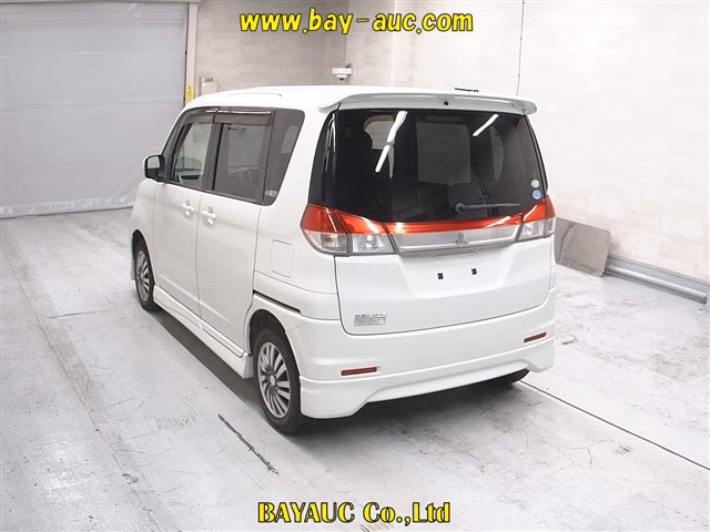 MITSUBISHI DELICA D:2