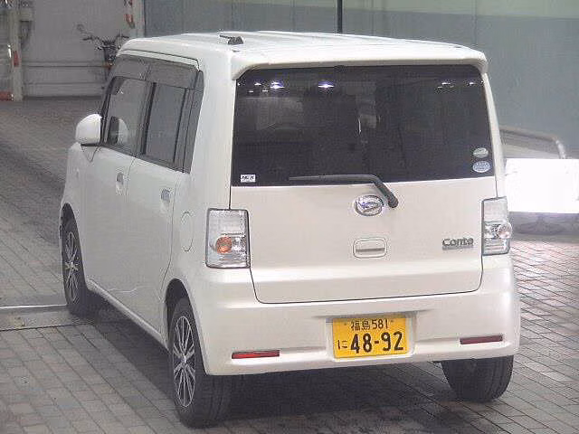 DAIHATSU MOVE CONTE