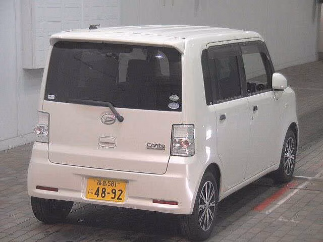 DAIHATSU MOVE CONTE