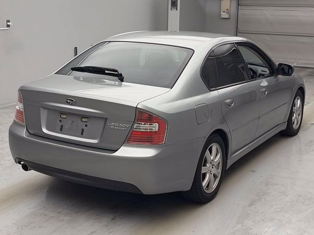 SUBARU LEGACY B4