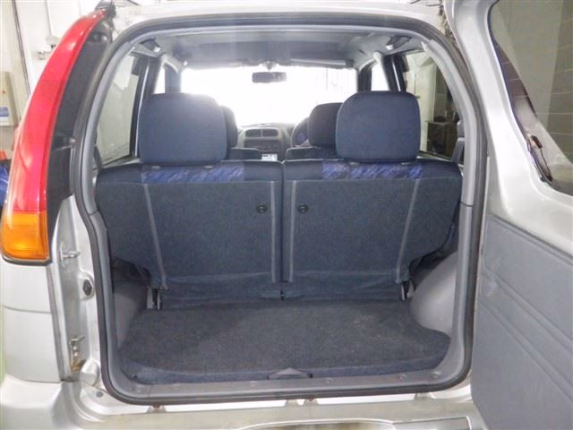 DAIHATSU TERIOS KID
