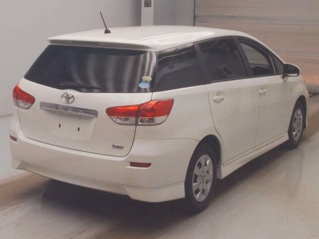 TOYOTA WISH