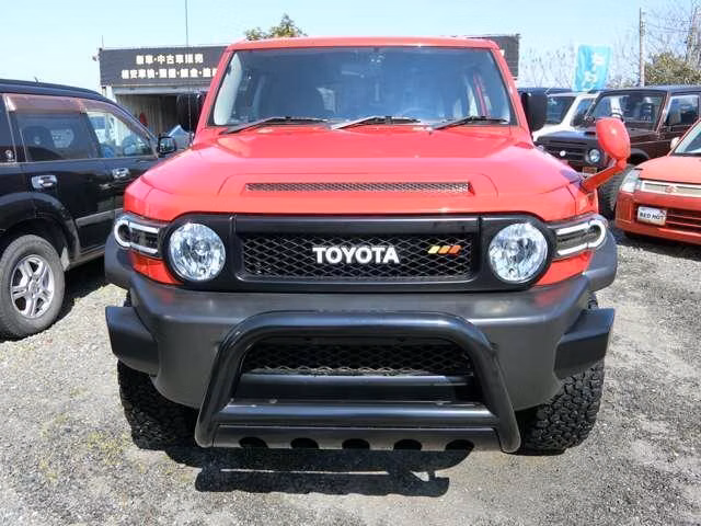 TOYOTA FJ CRUISER