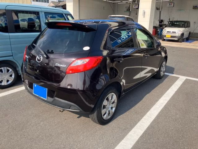 MAZDA DEMIO