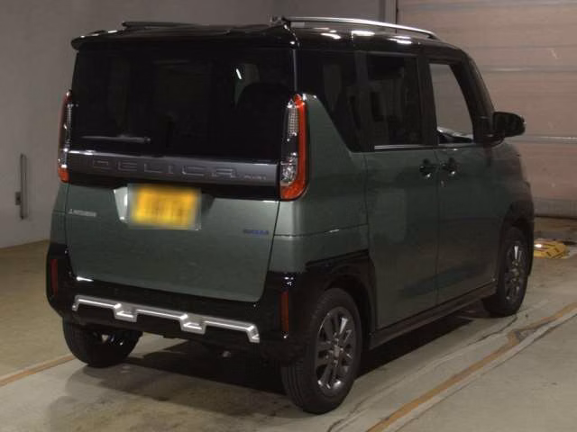 MITSUBISHI DELICA MINI
