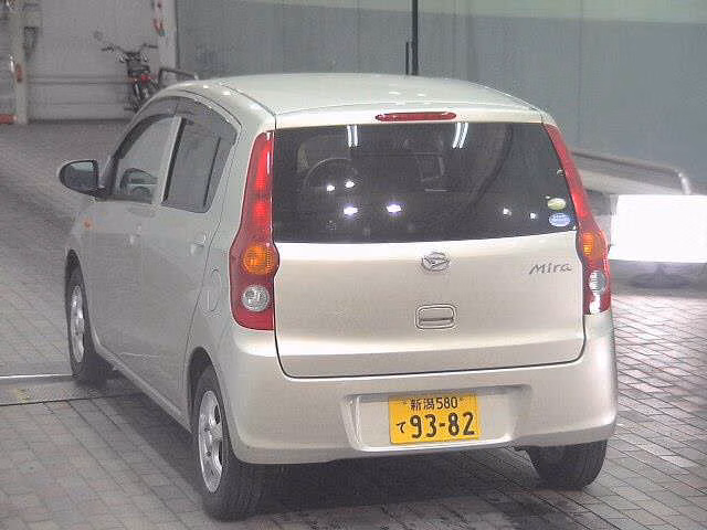 DAIHATSU MIRA