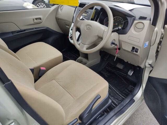 DAIHATSU MIRA