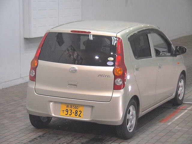 DAIHATSU MIRA