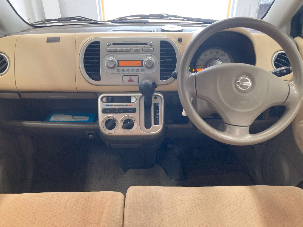 NISSAN MOCO