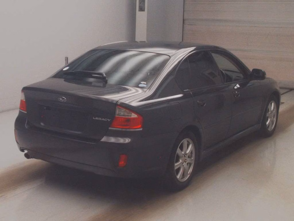 SUBARU LEGACY B4