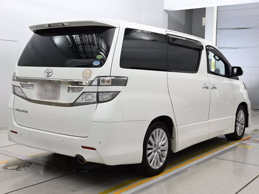 TOYOTA VELLFIRE
