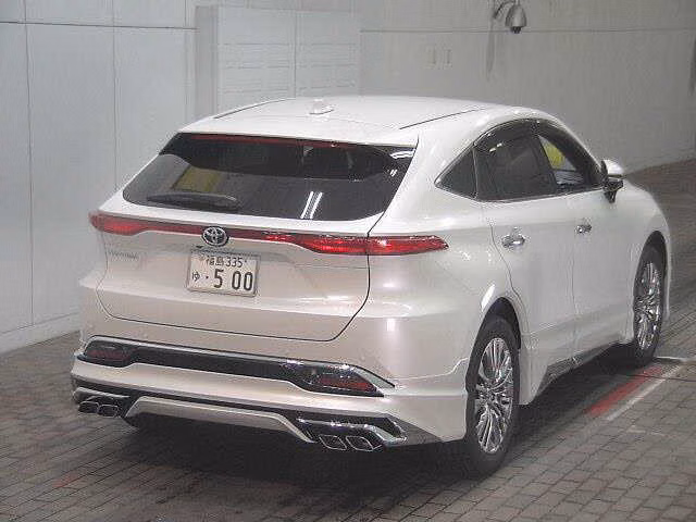 TOYOTA HARRIER