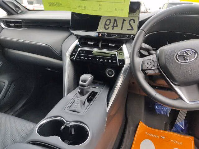 TOYOTA HARRIER