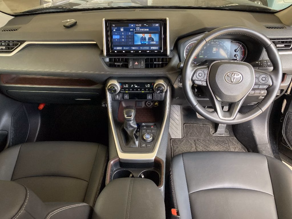 TOYOTA RAV4