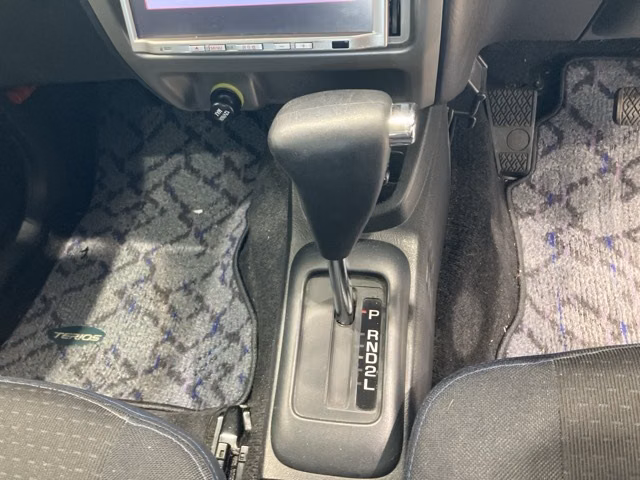 DAIHATSU TERIOS KID