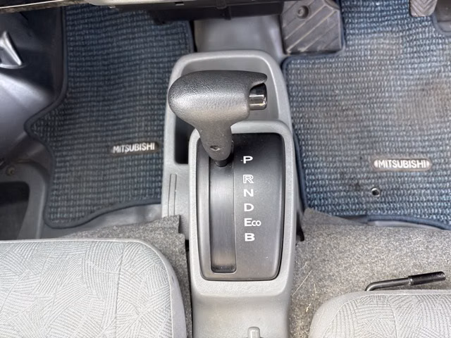MITSUBISHI MINICAB MIEV