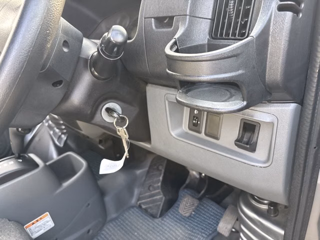 MITSUBISHI MINICAB MIEV