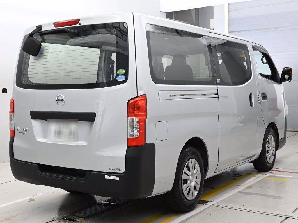 NISSAN NV350 CARAVAN
