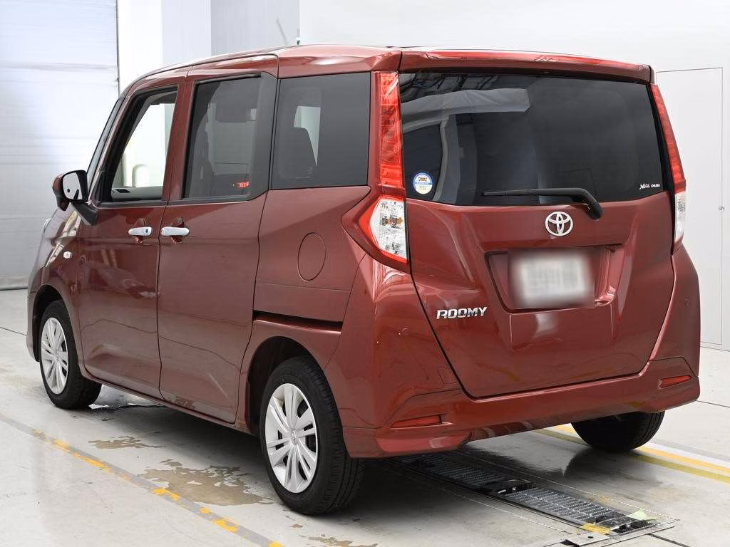 TOYOTA ROOMY
