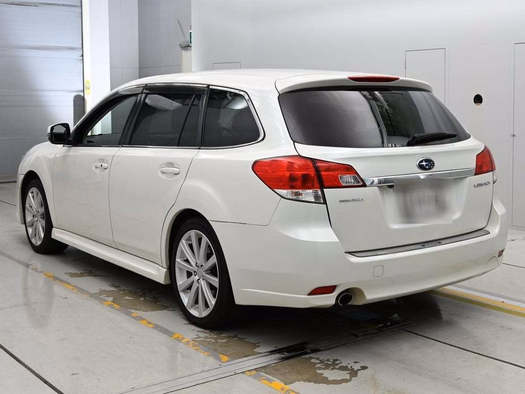 SUBARU LEGACY