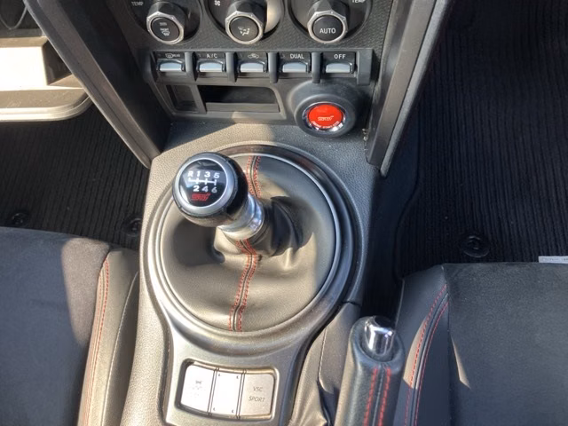 SUBARU BRZ