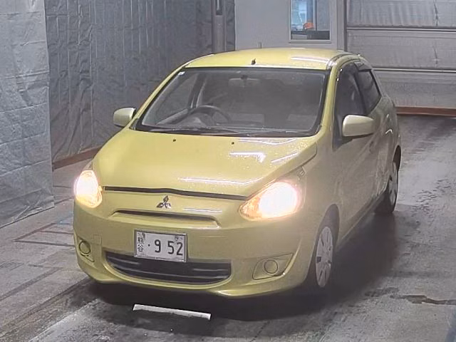 MITSUBISHI MIRAGE