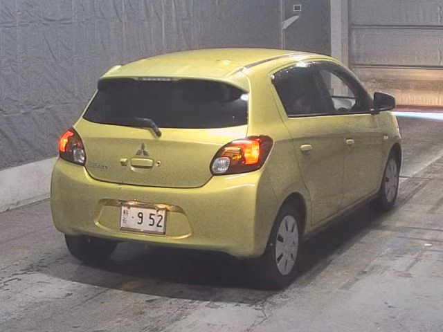 MITSUBISHI MIRAGE