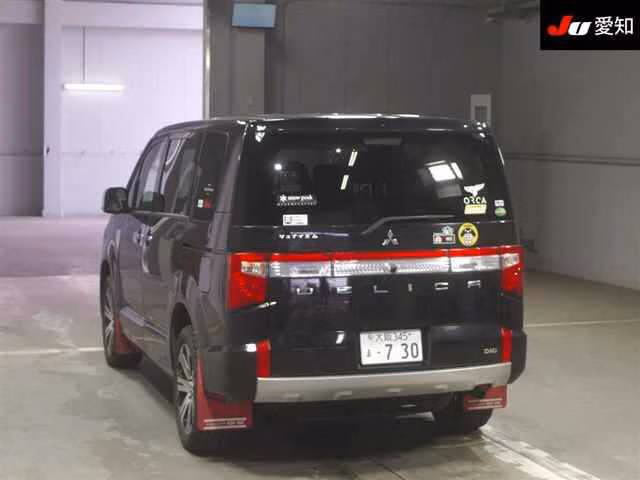 MITSUBISHI DELICA D:5