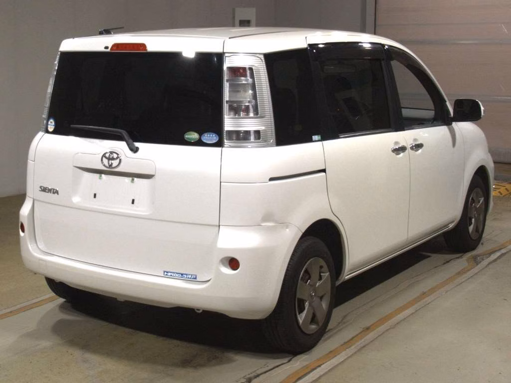 TOYOTA SIENTA