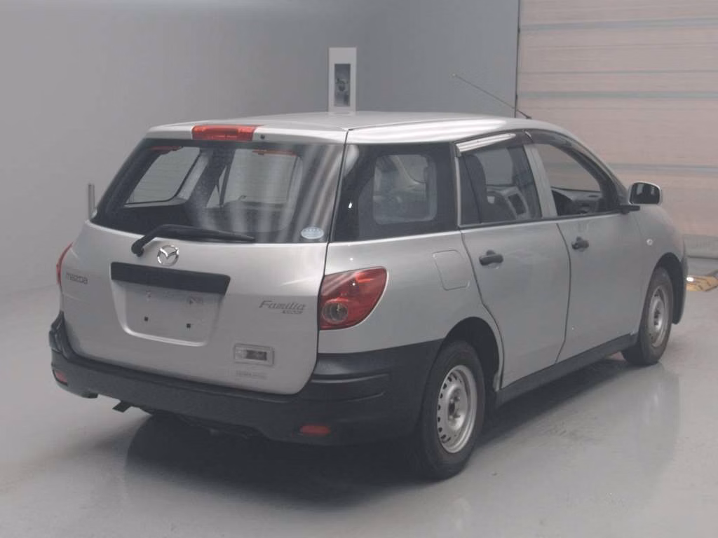 MAZDA FAMILIA