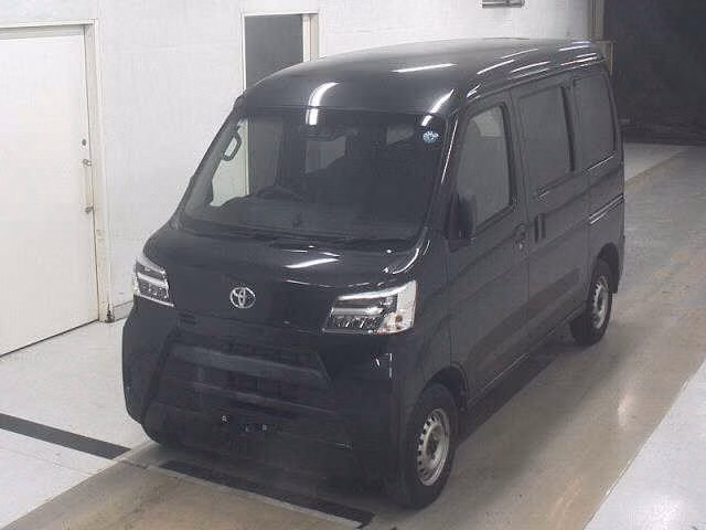 TOYOTA PIXIS VAN