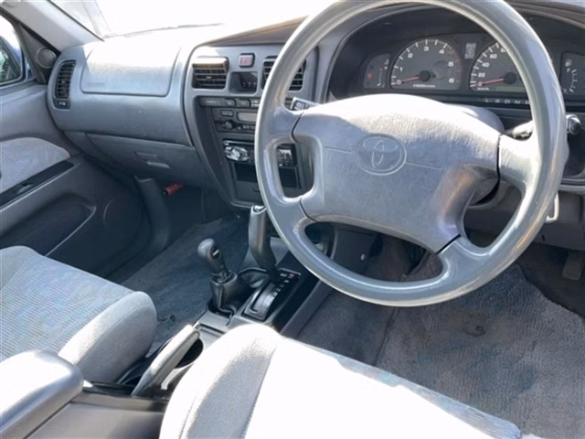 TOYOTA HILUX SURF