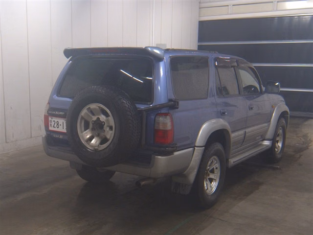 TOYOTA HILUX SURF