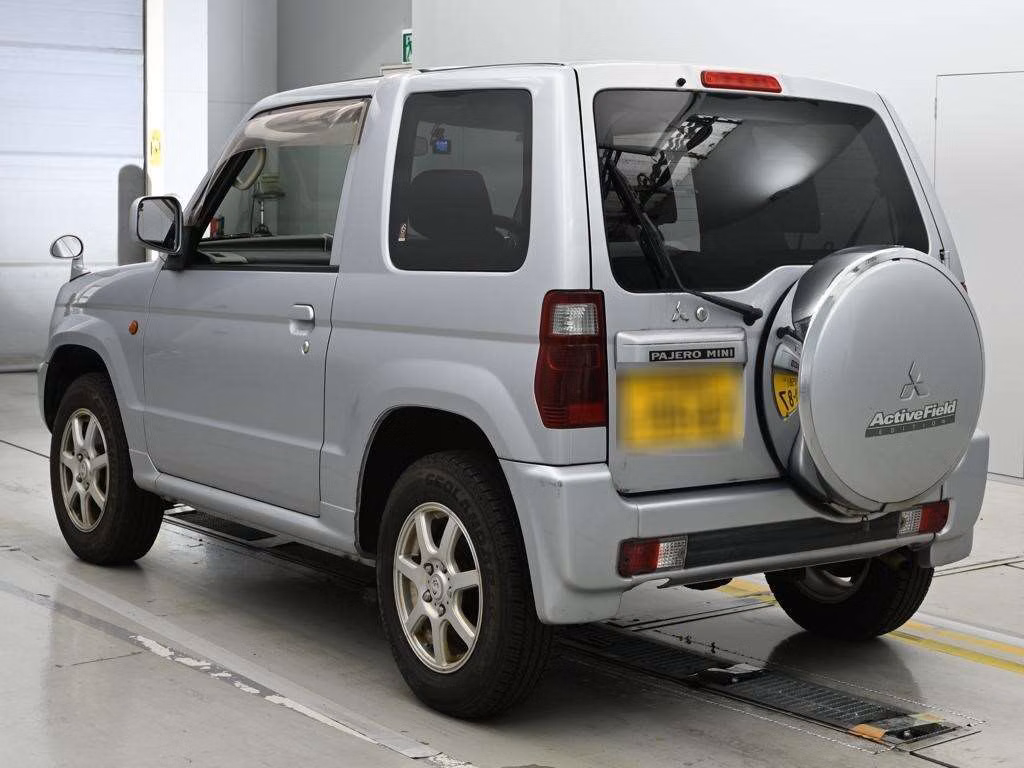 MITSUBISHI PAJERO MINI