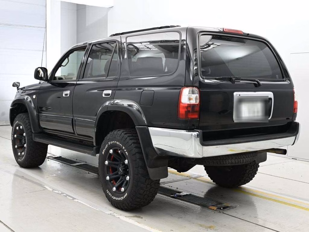 TOYOTA HILUX SURF