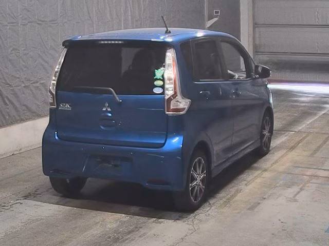 MITSUBISHI EK CUSTOM
