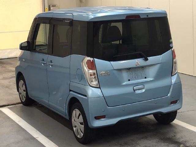 MITSUBISHI EK SPACE